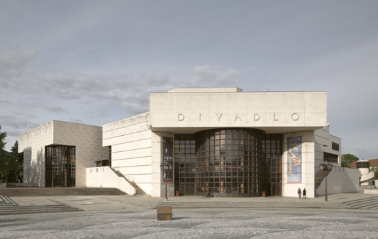 Nitra a jej okolie – Moderná architektúra Slovenska