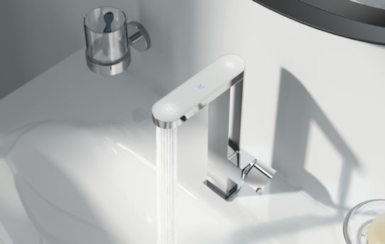 (Čeština) Nová kolekce vodovodních baterií GROHE Plus: digitální preciznost, která překonává design