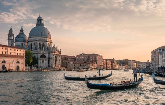 Benátky chystají pro letošní léto rezervace pro vstup do centra