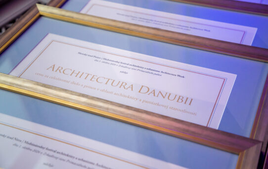 Architectura Danubii: první ceny za celoživotní přínos architektuře předány v Bratislavě